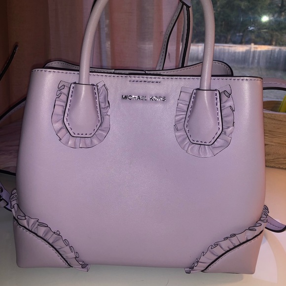 Michael Kors Handbags - Michael Kors lavender handbag with satchel strap